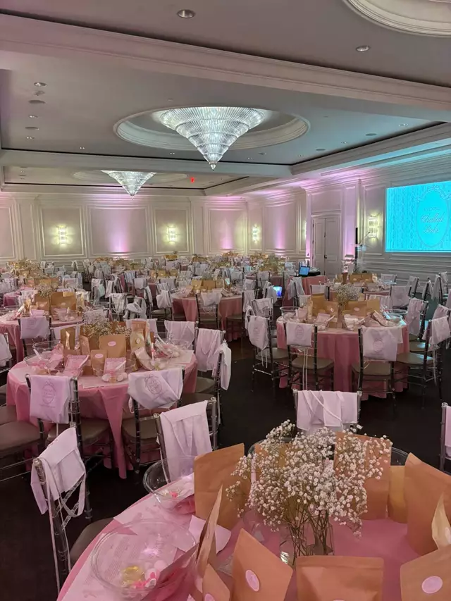 Audio / Visual: Lux Audio Visual 7