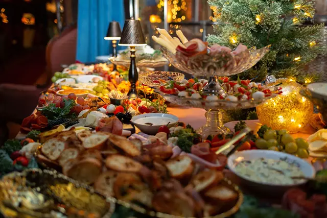 Restaurants: MY HOUSE Lounge & Events 14