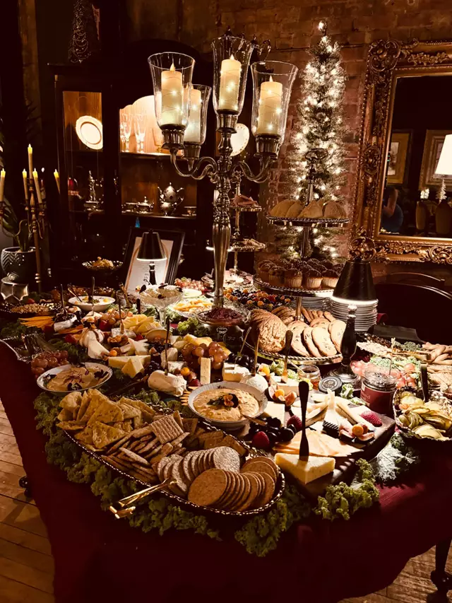 Restaurants: MY HOUSE Lounge & Events 19