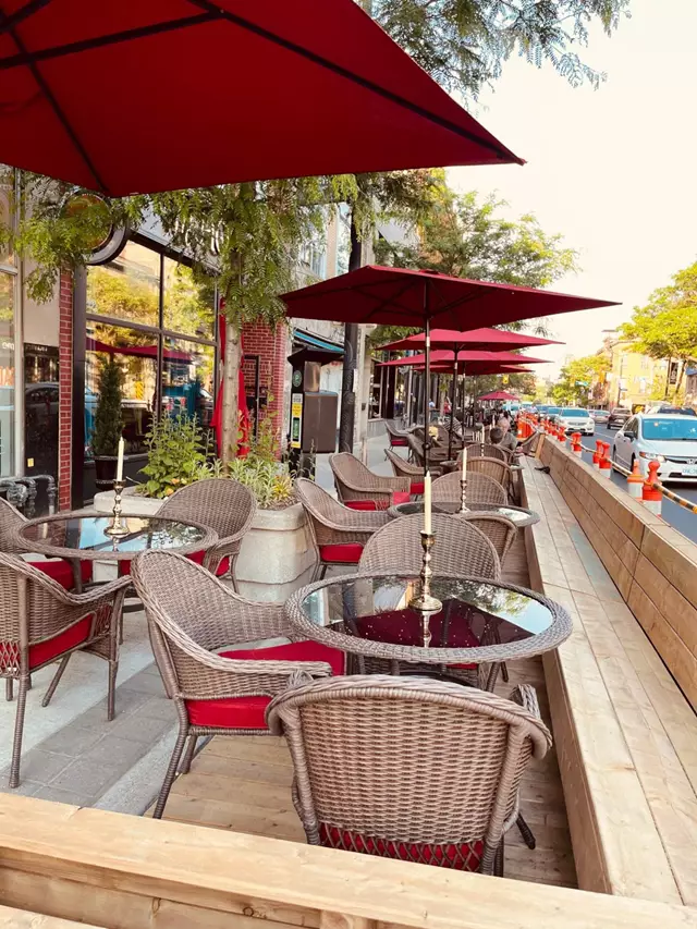 Restaurants: MY HOUSE Lounge & Events 15