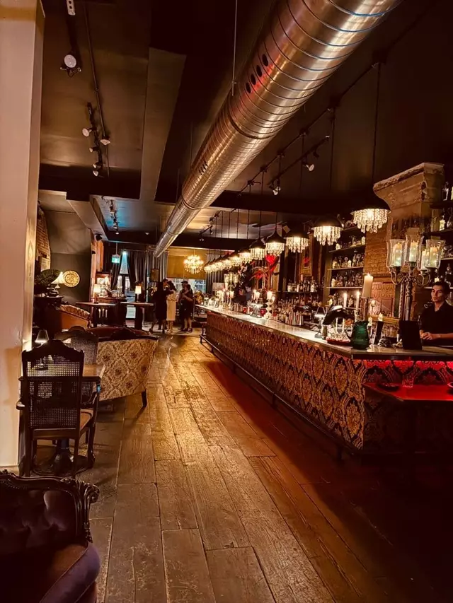 Restaurants: MY HOUSE Lounge & Events 4