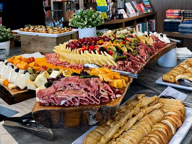 Full Service Caterers: Ma-Ro Catering 1