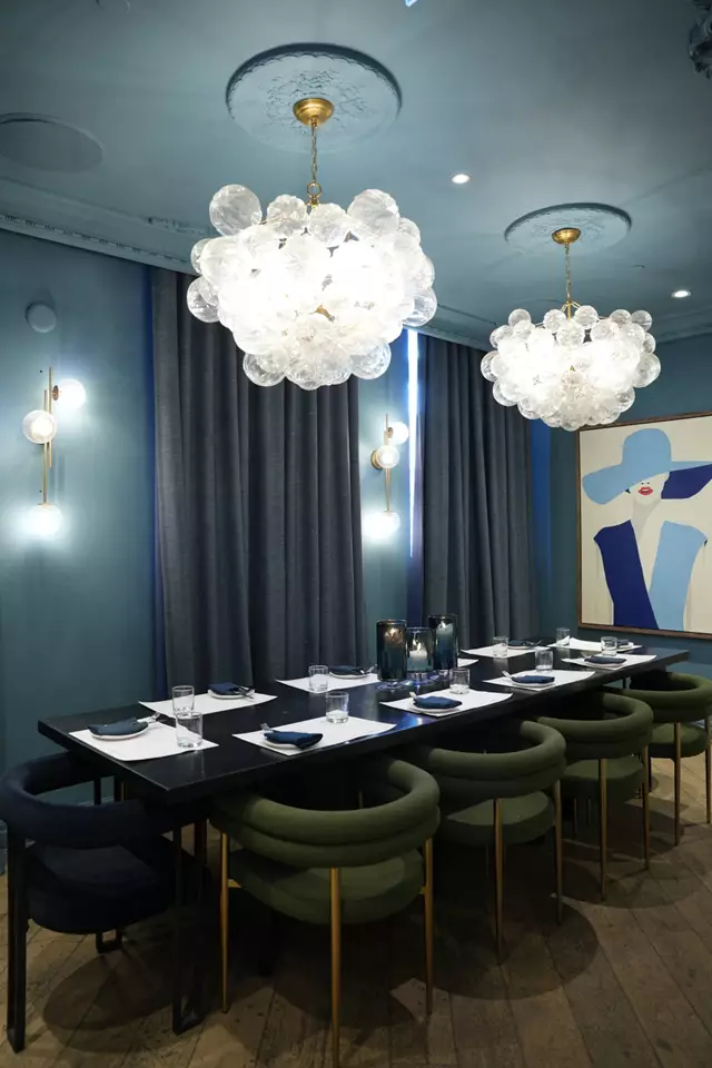 Restaurants: Mademoiselle Raw Bar + Grill 6