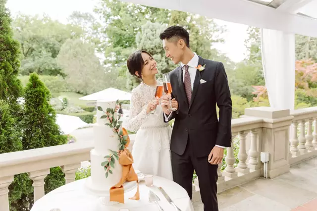 Photographers: Magnolia Studios 4