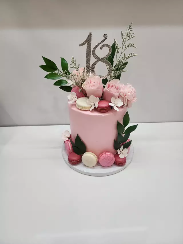 Wedding Cakes: Maison de Gateau 17