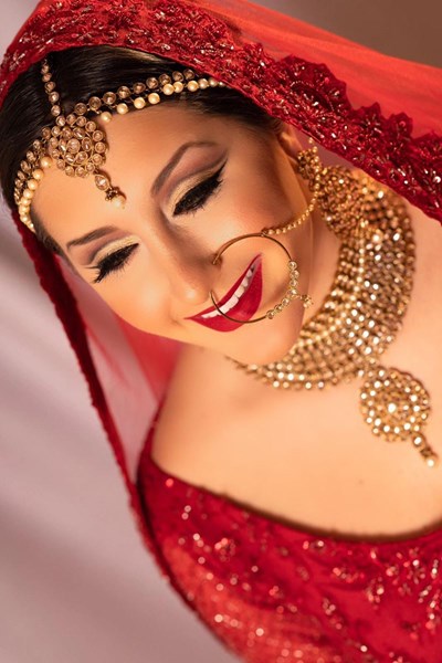 Carousel images of Makeup Artist Stefania