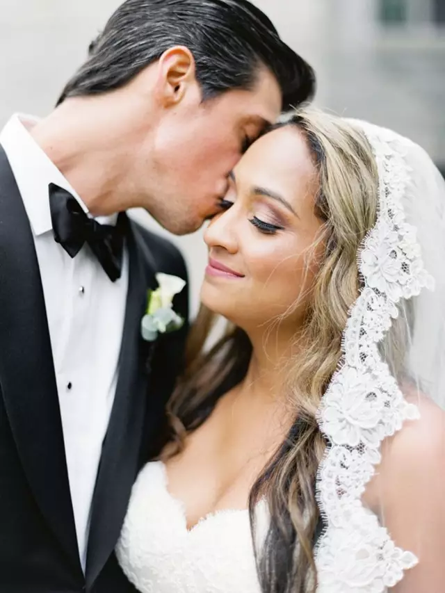 Hair & Makeup: Makeup by Rebecca K 16