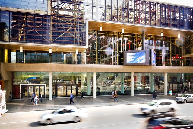 Convention Centres: Metro Toronto Convention Centre 7