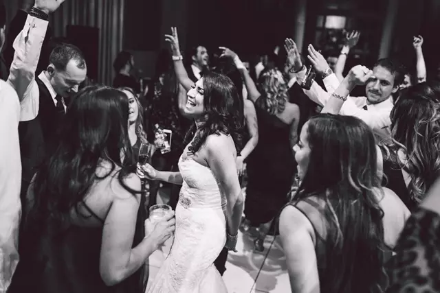 Disc Jockey's / DJs: Michael Coombs Entertainment 12