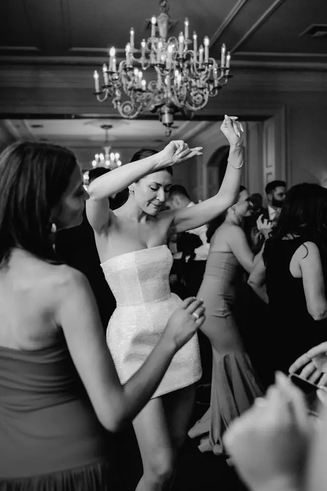 Disc Jockey's / DJs: Michael Coombs Entertainment 14