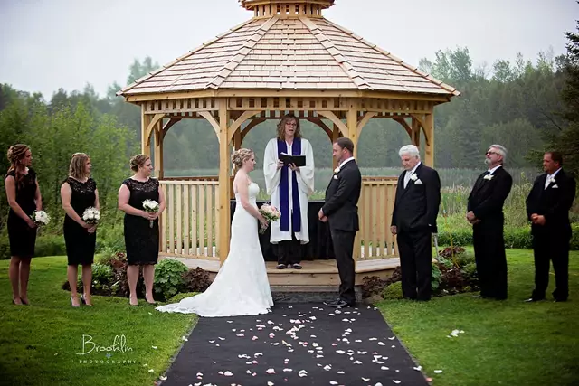 Golf & Country Clubs: Mill Run Golf Club 18