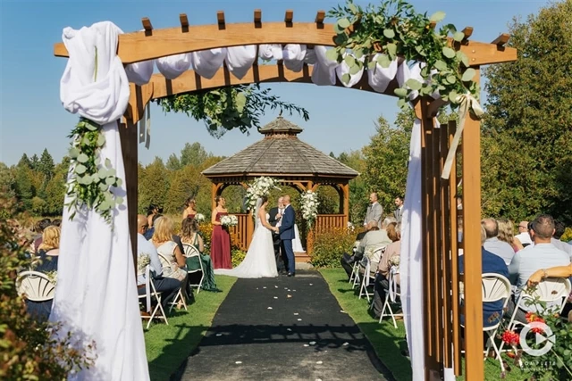 photo by CompleteWeDo.com/toronto