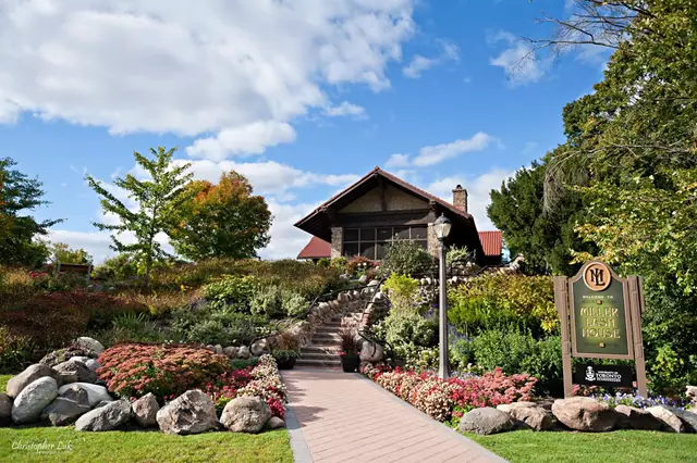 Mansions/Houses: Miller Lash House 25