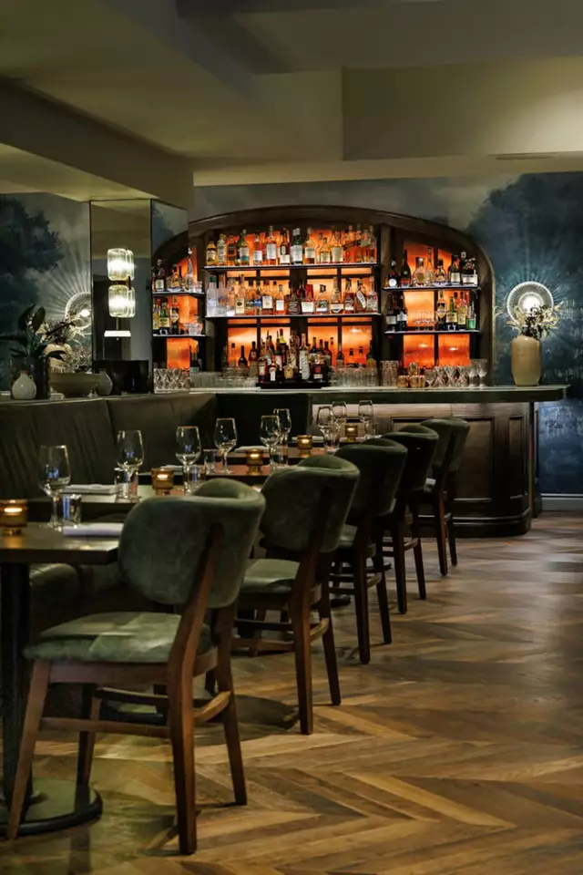 Restaurants: Miller Uptown 3