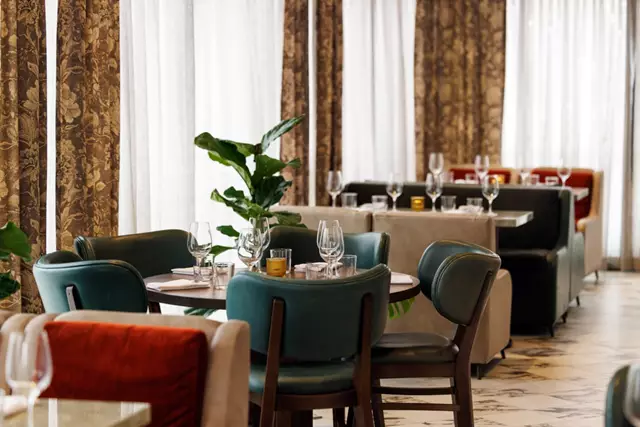 Restaurants: Miller Uptown 5