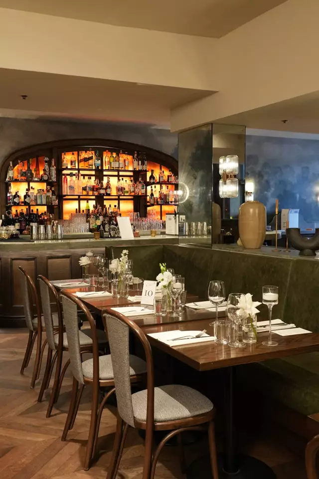 Restaurants: Miller Uptown 22