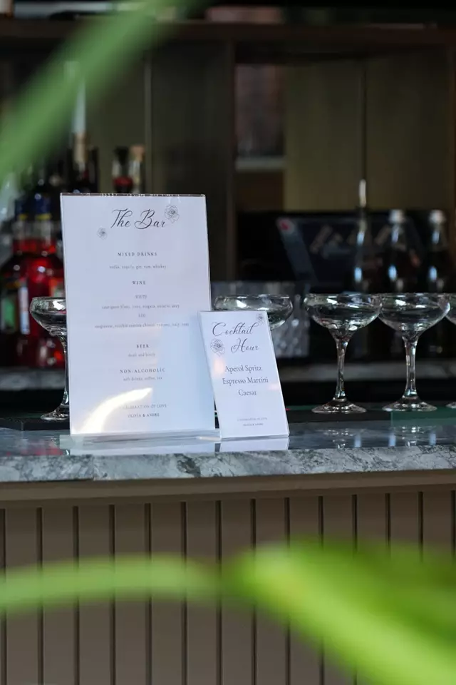 Restaurants: Miller Uptown 21