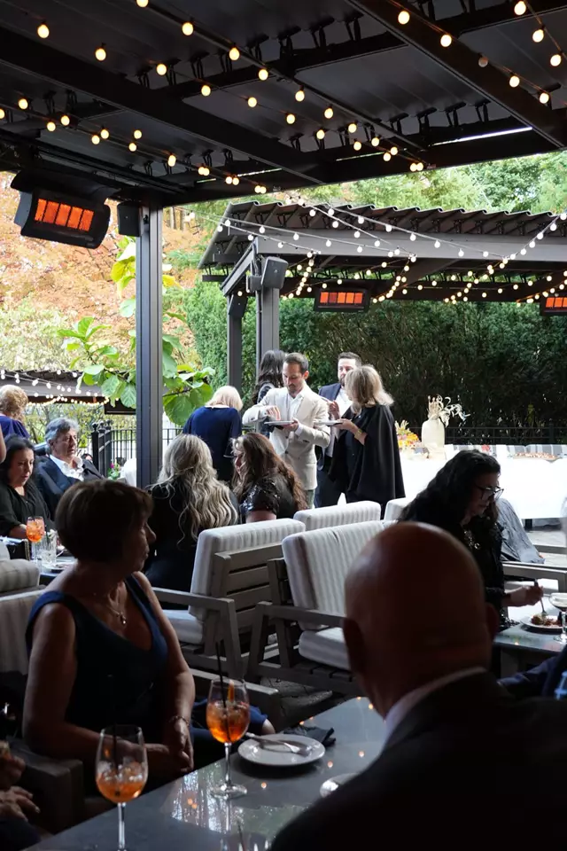 Restaurants: Miller Uptown 19