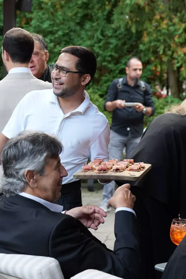 Restaurants: Miller Uptown 17