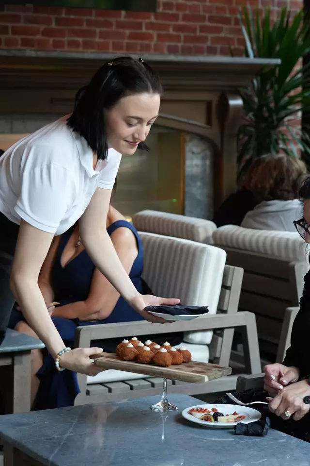 Restaurants: Miller Uptown 15