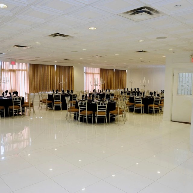 Banquet Halls: Montecassino Hotel & Event Venue 1