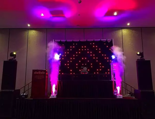 Disc Jockey's / DJs: Music in Motion DJ Service 6