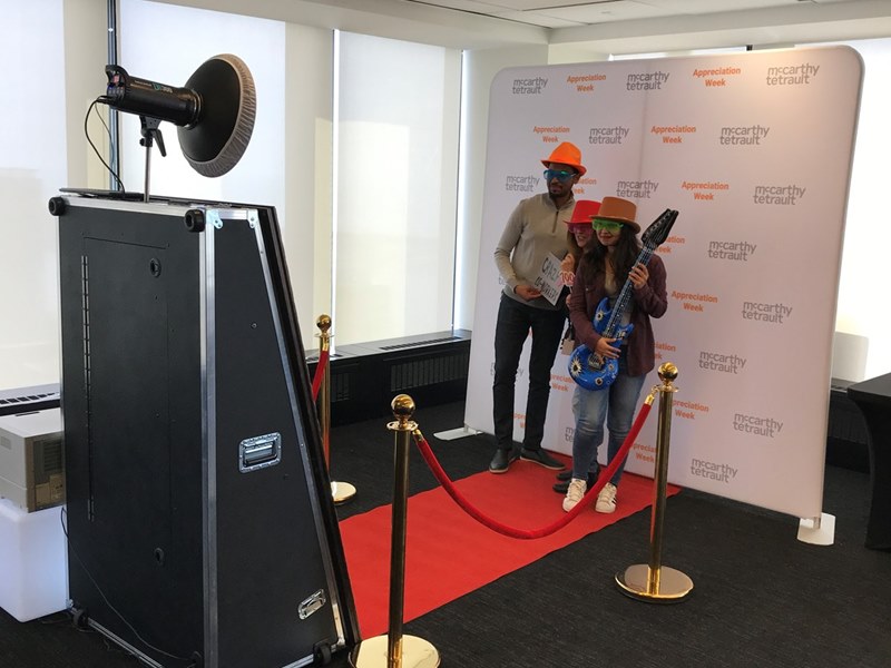 My Selfie Mirror Photo Booth