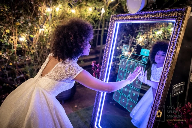 My Selfie Mirror Photo Booth, Toronto