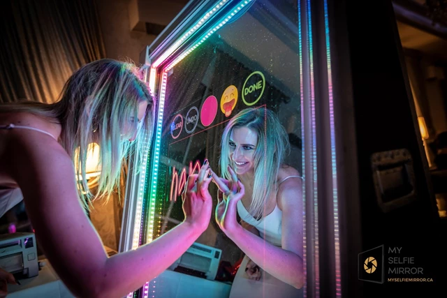 My Selfie Mirror Photo Booth, Toronto
