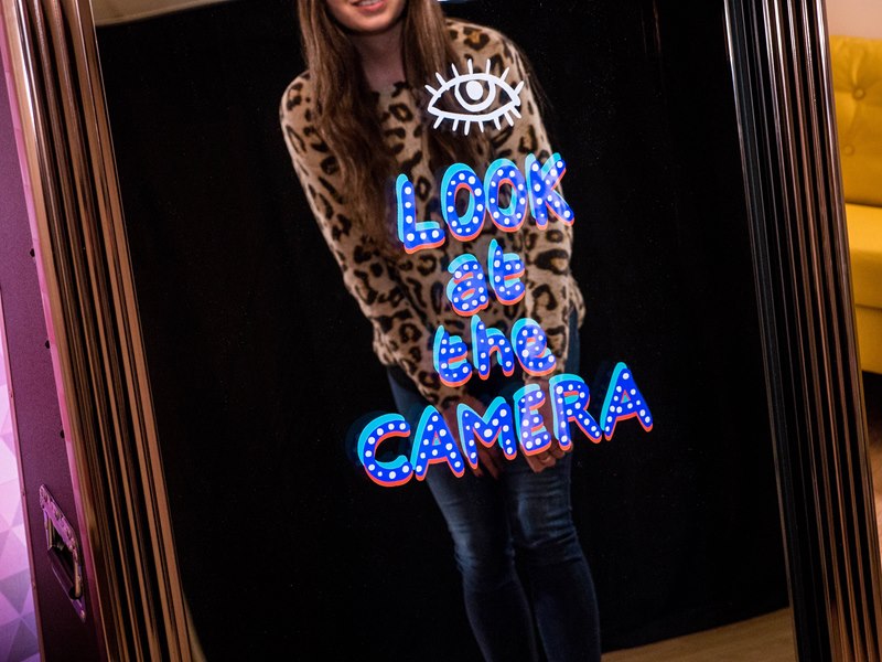 My Selfie Mirror Photo Booth