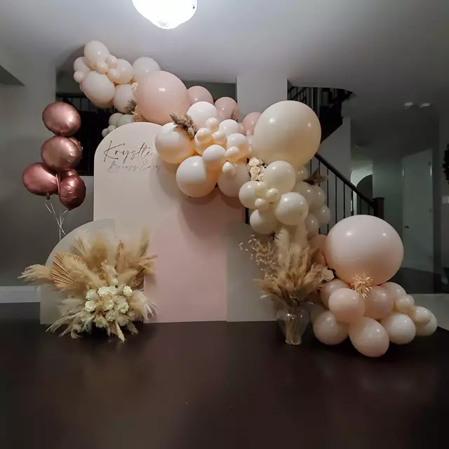 Balloons: NWR Decor Inc. 18