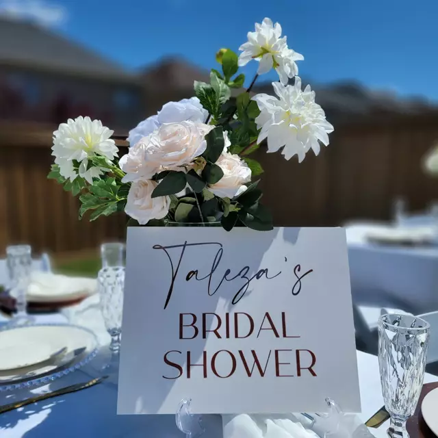 Balloons: NWR Decor Inc. 17