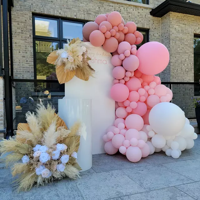 Balloons: NWR Decor Inc. 15