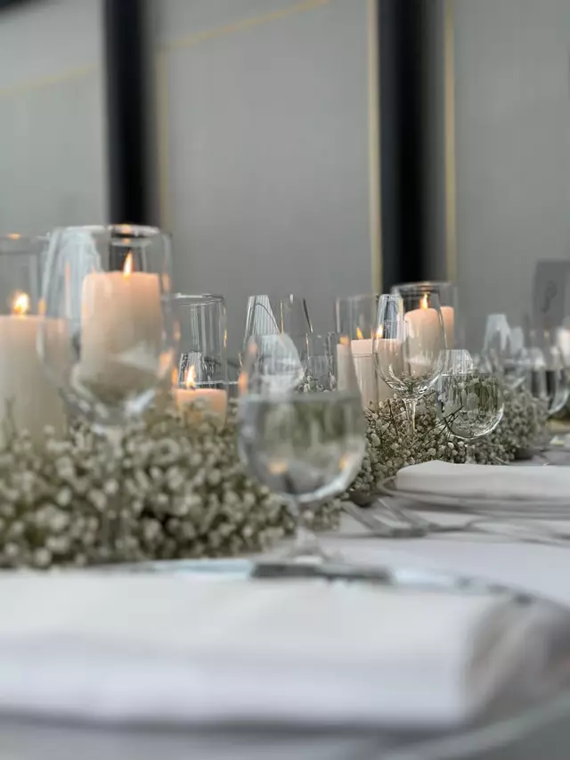 Balloons: NWR Decor Inc. 11