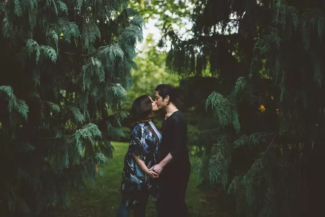 Photographers: Nikki Mills 1