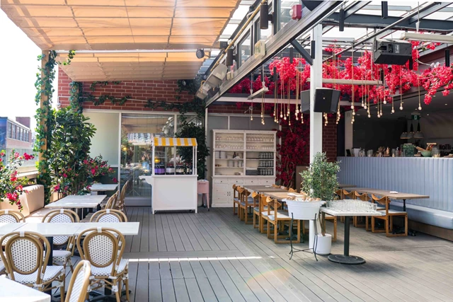 Restaurants: Nodo Liberty 5