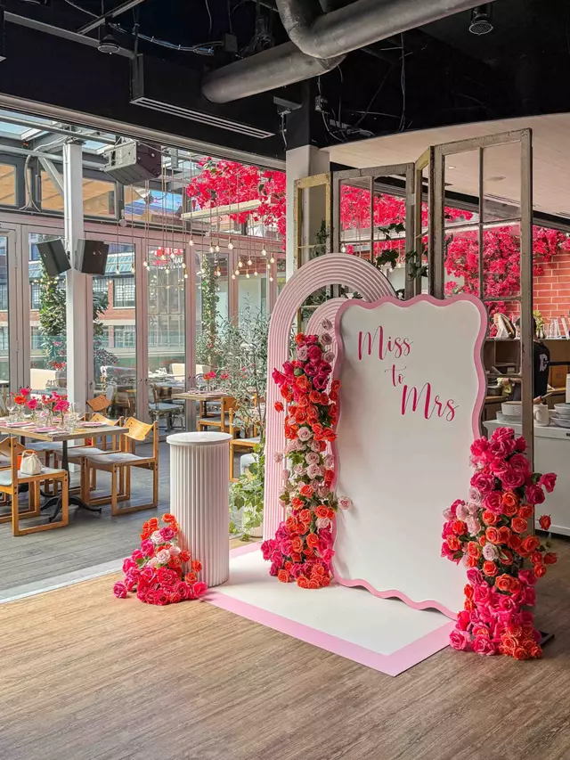 Restaurants: Nodo Liberty 8