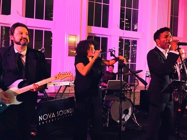 Black Tie Wedding at King Edward Hotel's Crystal Ballroom
