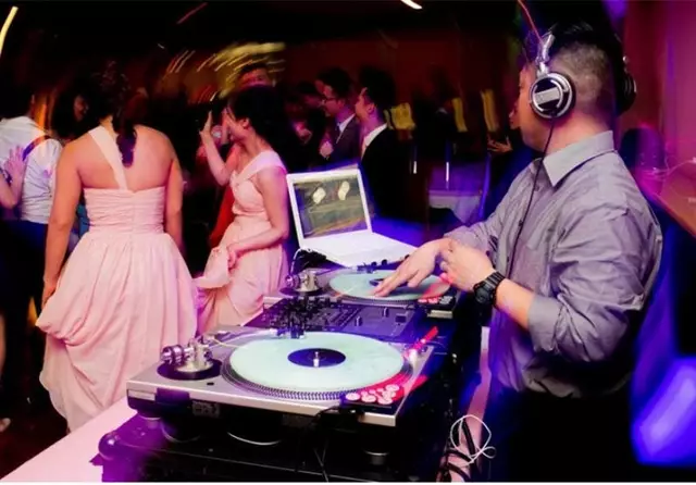 Live Music & Bands: Nova Sounds Entertainment 12