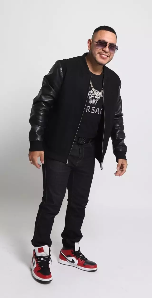 Live Music & Bands: Nova Sounds Entertainment 26