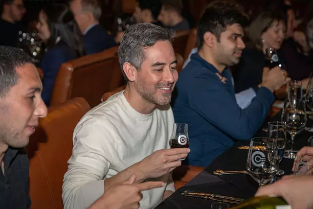 Restaurants: Oak Room 13