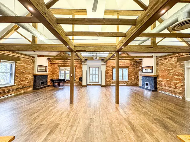 Conference Centres: Oakham House 2