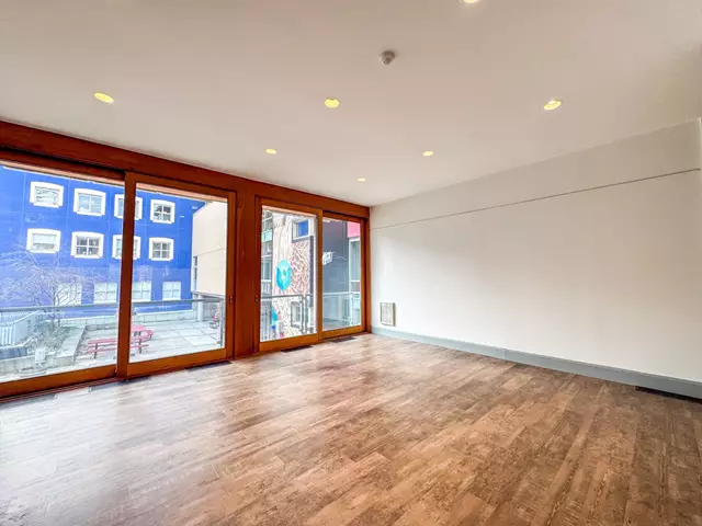 Conference Centres: Oakham House 6