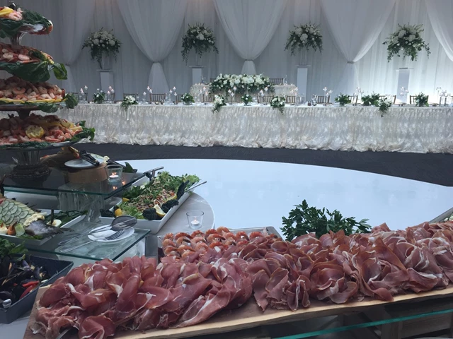 Head Table