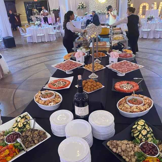 Banquet Halls: Oakville Legacy Banquet & Convention Centre 1