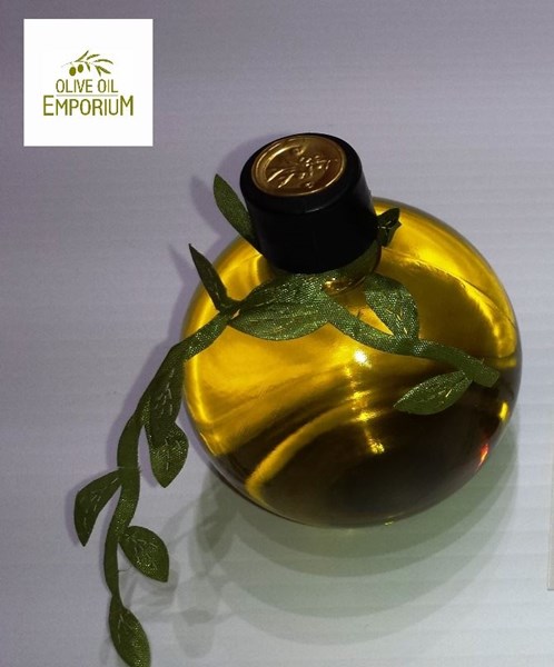 Carousel images of Olive Oil Emporium
