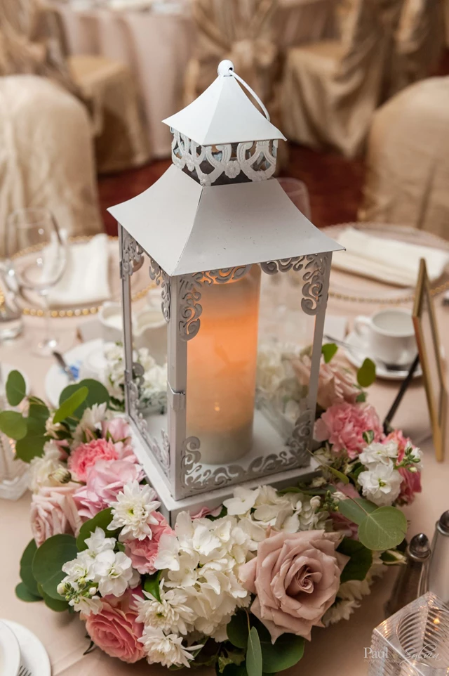 Garden Design Lantern Centrepiece