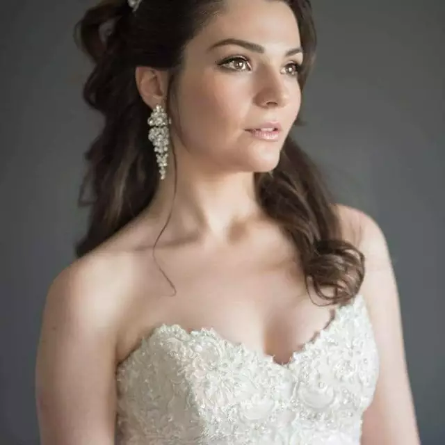 Hair & Makeup: Orly Kahn Waldman Makeup Artist 3