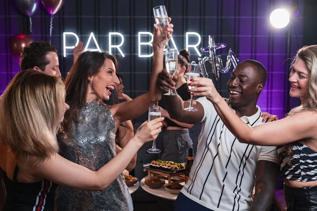 Entertainment Venues: Par Bar 2