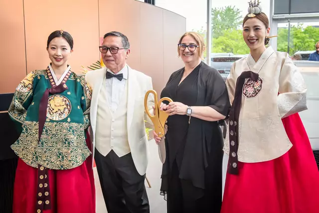 Corporate Planners: Party With Chloe 2